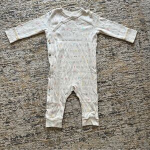 Pehr organic cotton P Alphabet Print Kids  kimono onesie